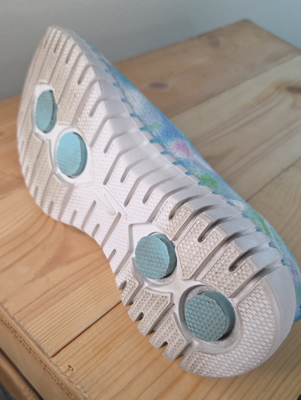 Skechers sz8 GO WALK AIR COOLED GOGA MAT Shoes  Pastel Colors.EUC - Picture 12 of 16